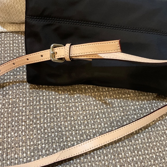 Kate Spade Black and Cream Crossbody - Picture 7 of 10